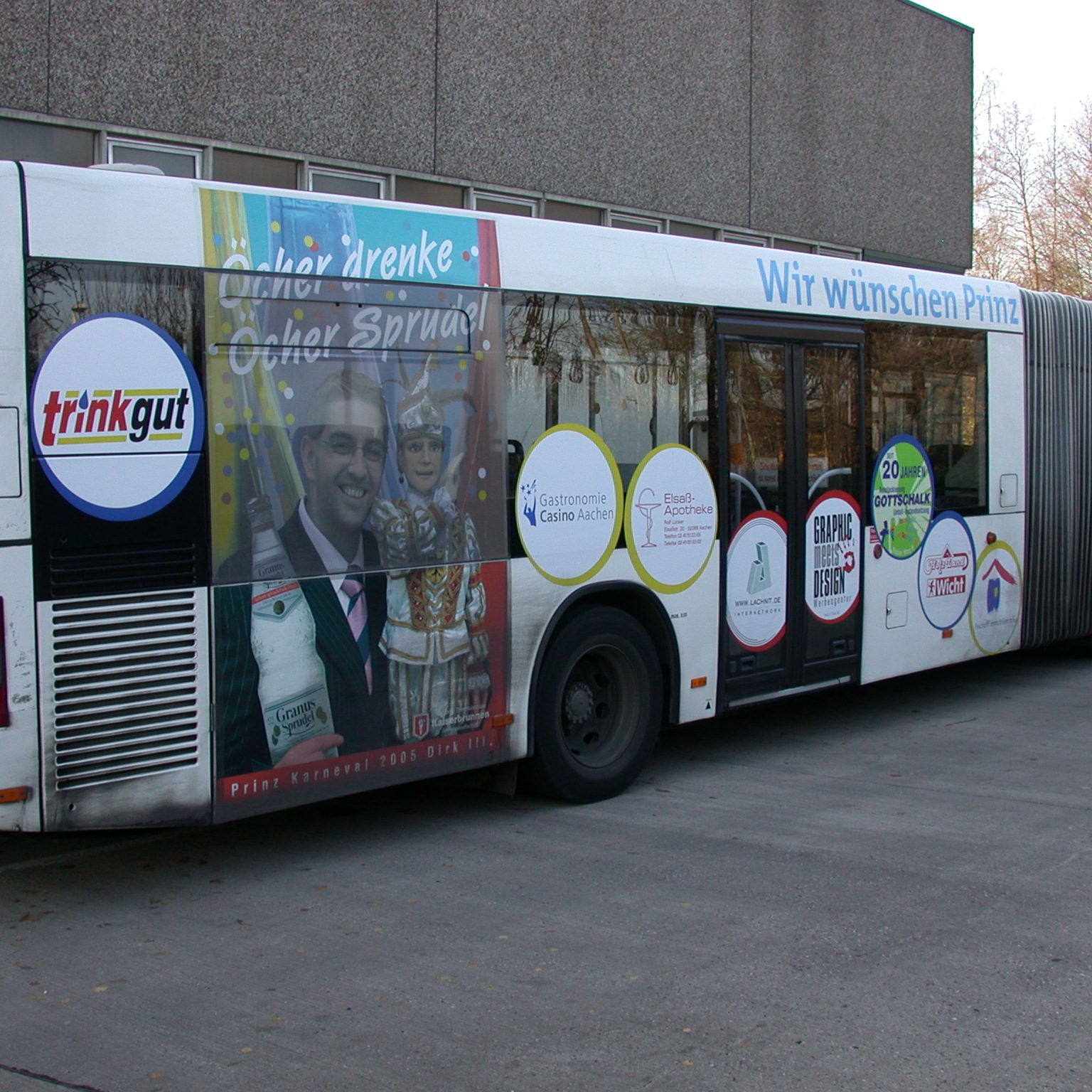 Make a Sign Bus-Folierung